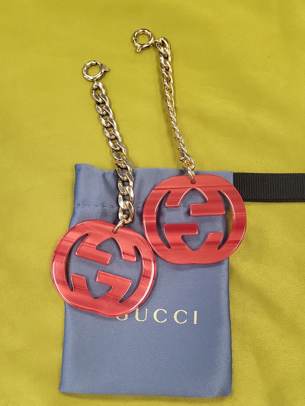 Gucci Red and Gold Interlocking G Chain Drop Charms for Sungkasses - Picture 5 of 5